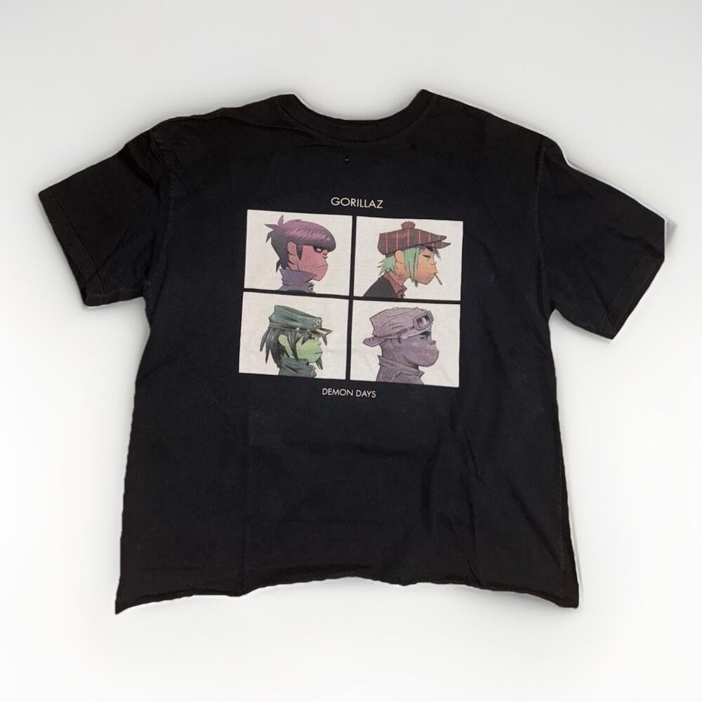 Gorillaz Demon Days Band T-Shirt Black Small Cropped Graphic Tee 20x23